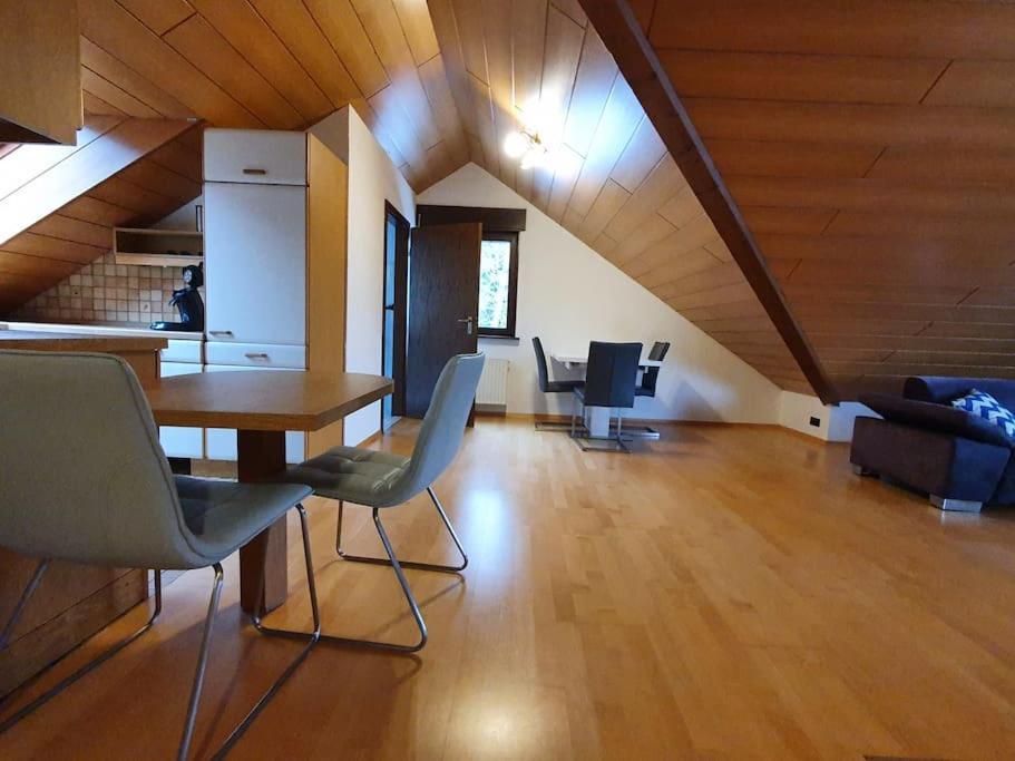 Studiowohnung Schwabenalb Mit Panoramablick 알브쉬타트 외부 사진