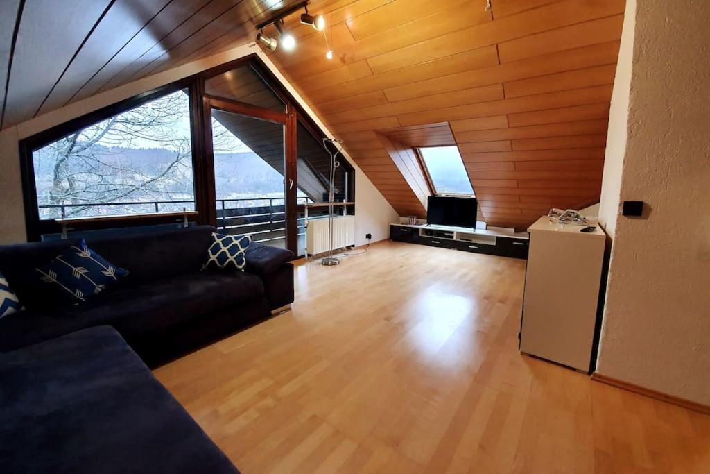 Studiowohnung Schwabenalb Mit Panoramablick 알브쉬타트 외부 사진