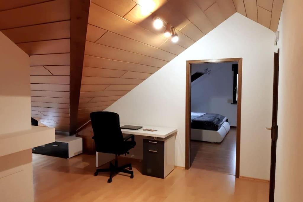 Studiowohnung Schwabenalb Mit Panoramablick 알브쉬타트 외부 사진